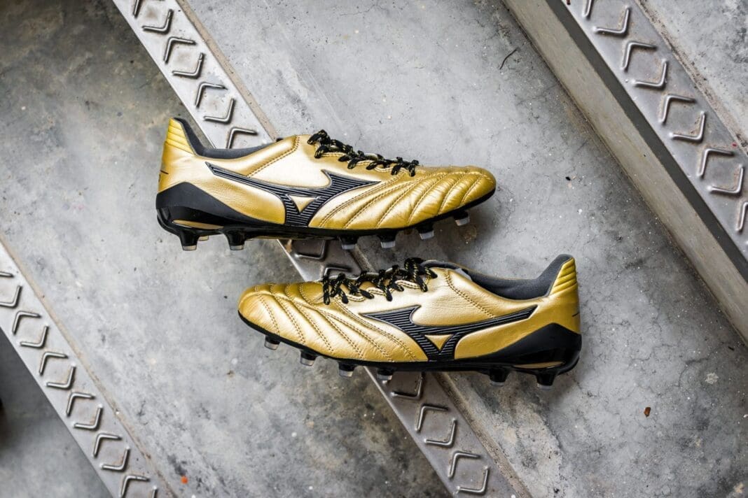 Mizuno Morelia Neo 2 Gold