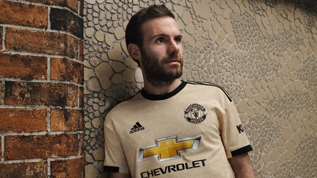 Manchester united away 2019/20 juan mata