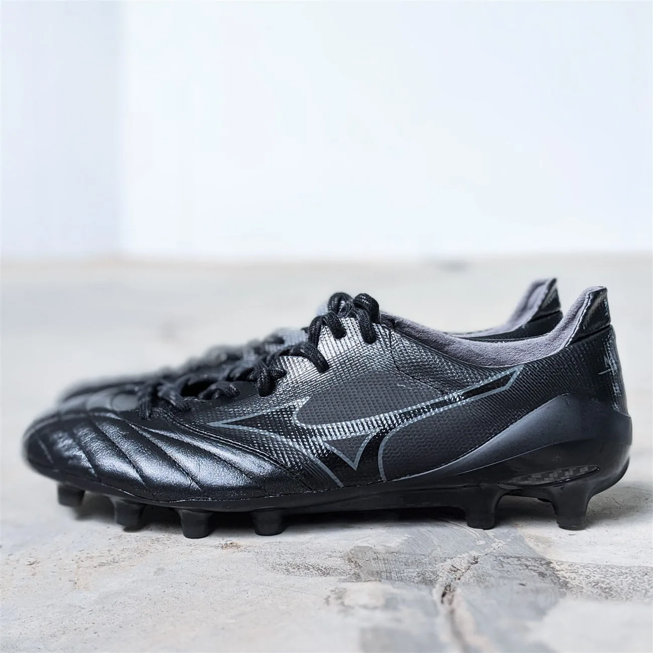 Mizuno Morelia Neo 2 Beta Review Thinner lighter faster