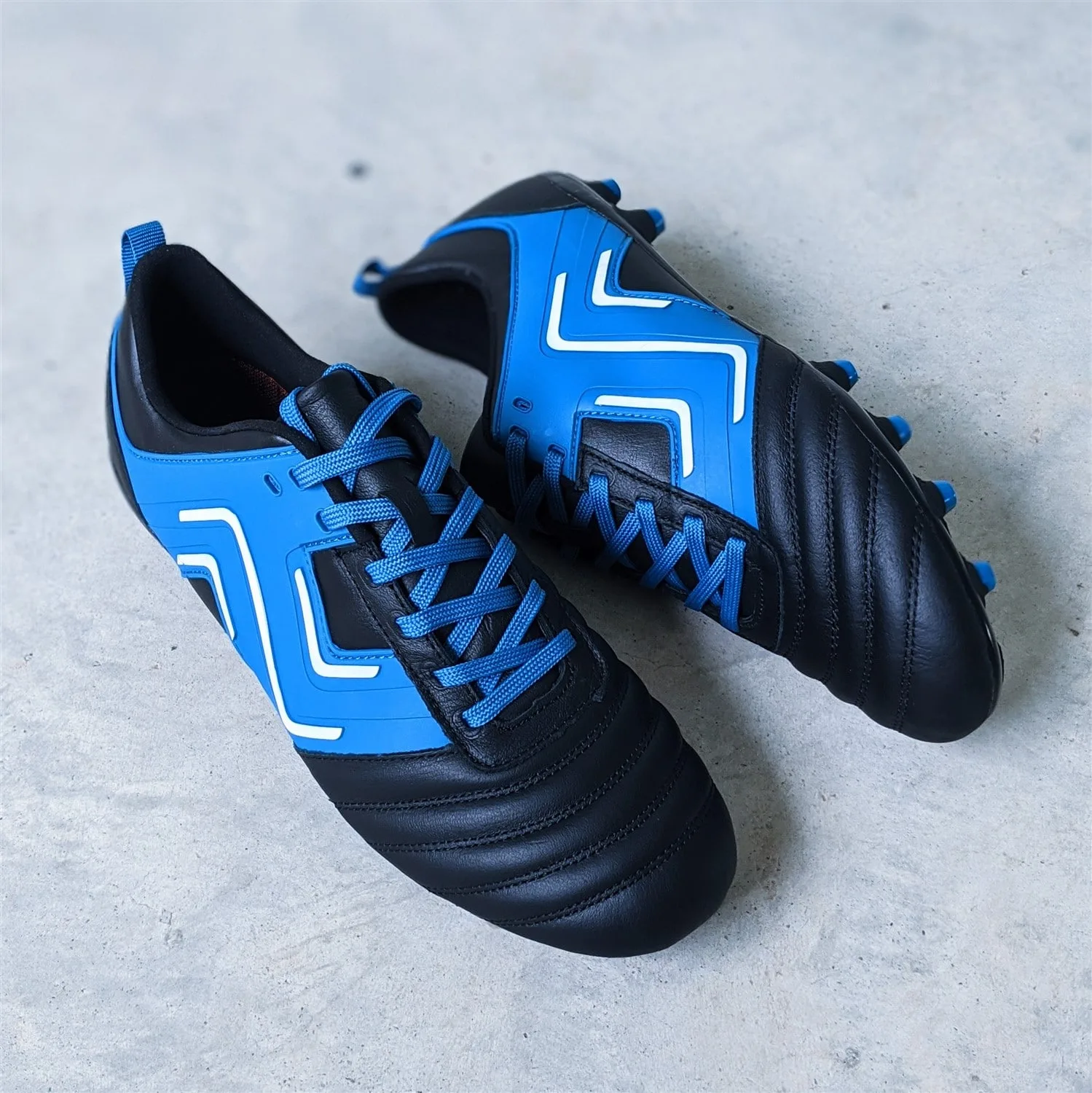 Ida sports football boots soccer cleats for women