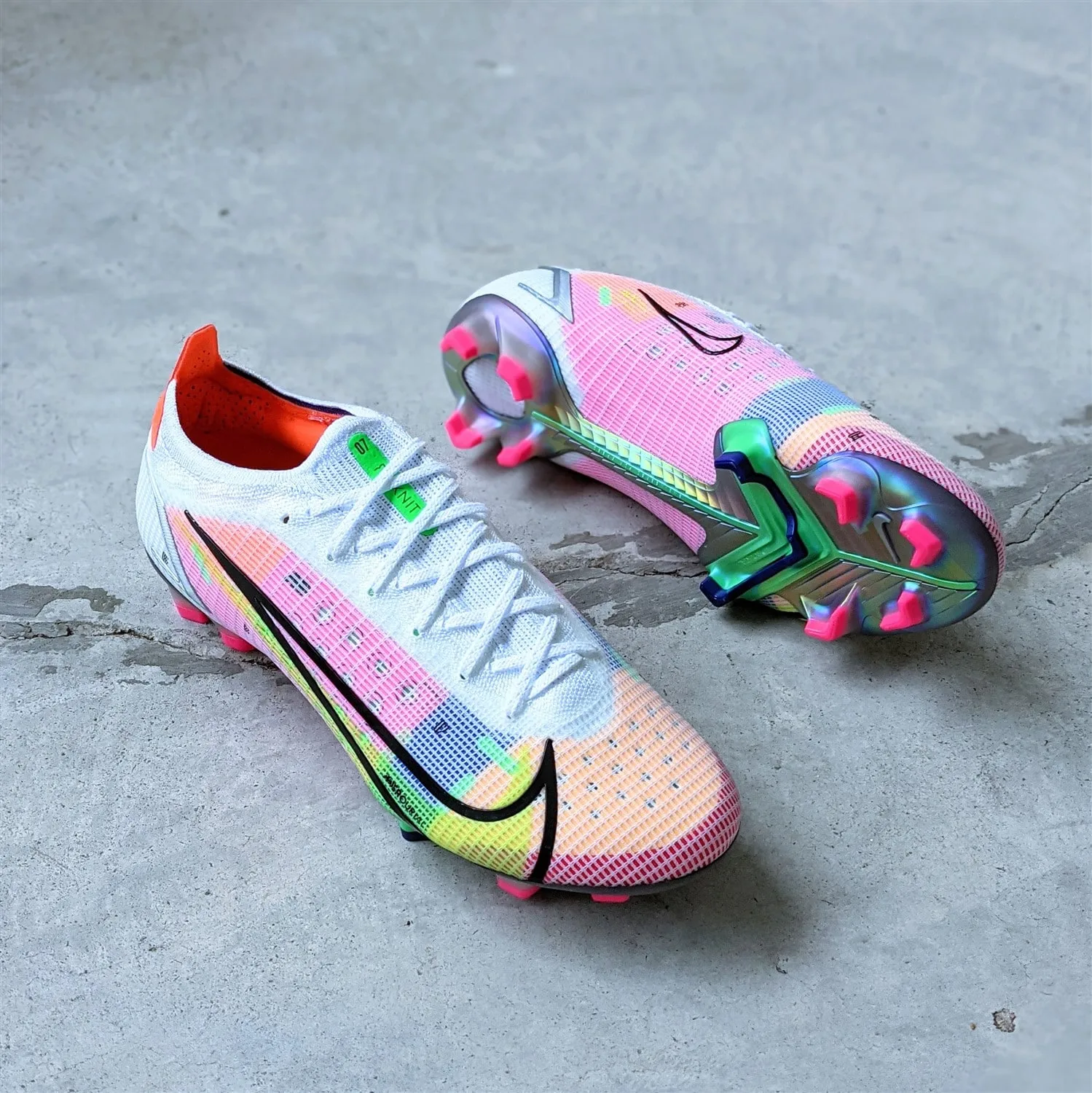 Nike Mercurial Vapor 14 football boots soccer cleats